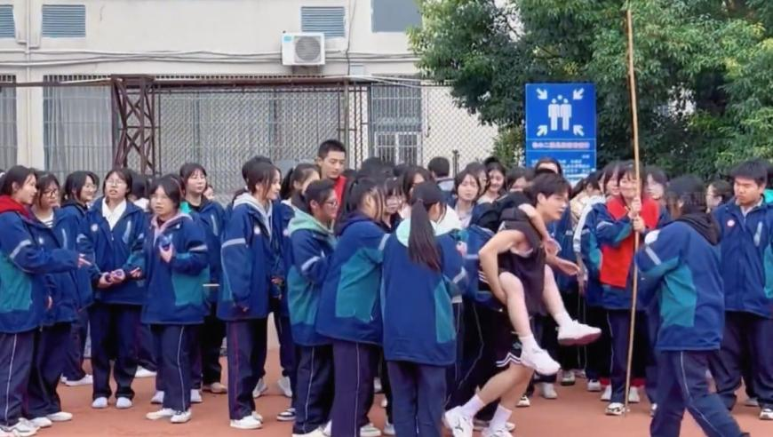 477777开奖记录-477777开奖现场直播室,济南暴雪道路拥堵 市民绕行乡村小路,典故解疑_GM版V12.9